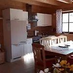 公寓 Appartmenthaus Rita *